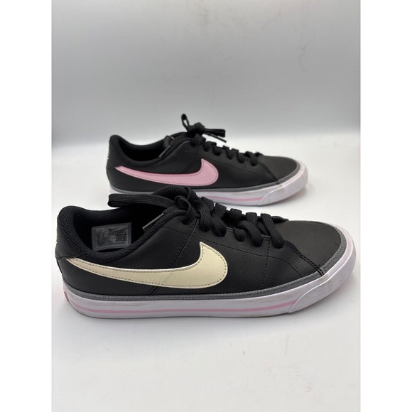 Nike‎ Court Legacy SE (GS) Black/Cashmere/Pink Girl's Sneakers - Size 6Y - Picture 1 of 9